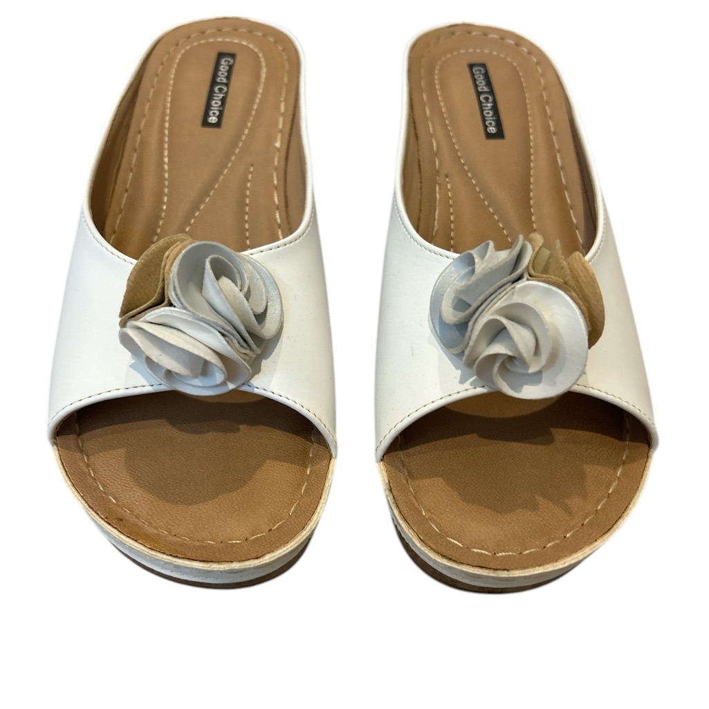 Good Choice Brand White Floral Slide Sandals 85